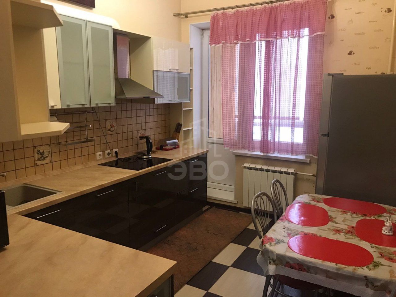 двухкомнатная квартира в Санкт-Петербурге по адресу: Крыленко ул., 13, к 4