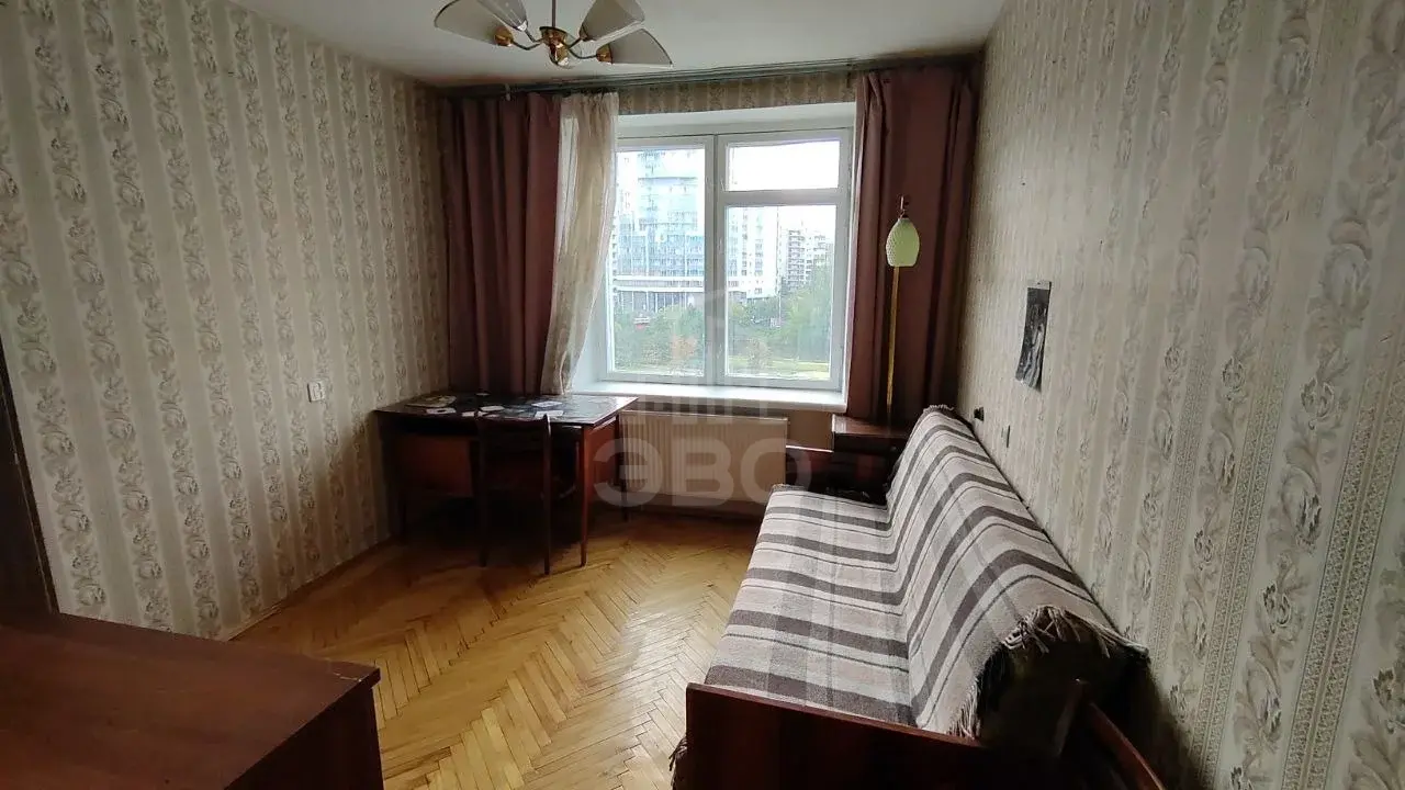 двухкомнатная квартира в Санкт-Петербурге по адресу: КИМа проспект, 4