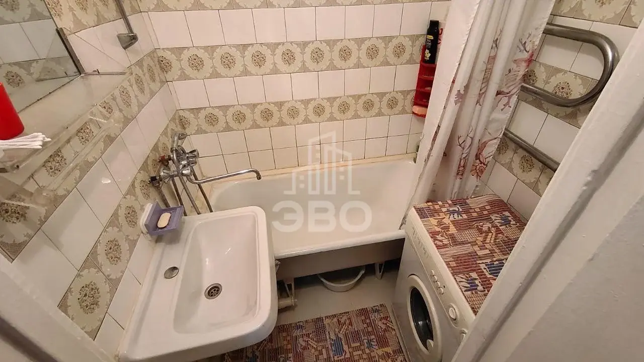 двухкомнатная квартира в Санкт-Петербурге по адресу: КИМа проспект, 4