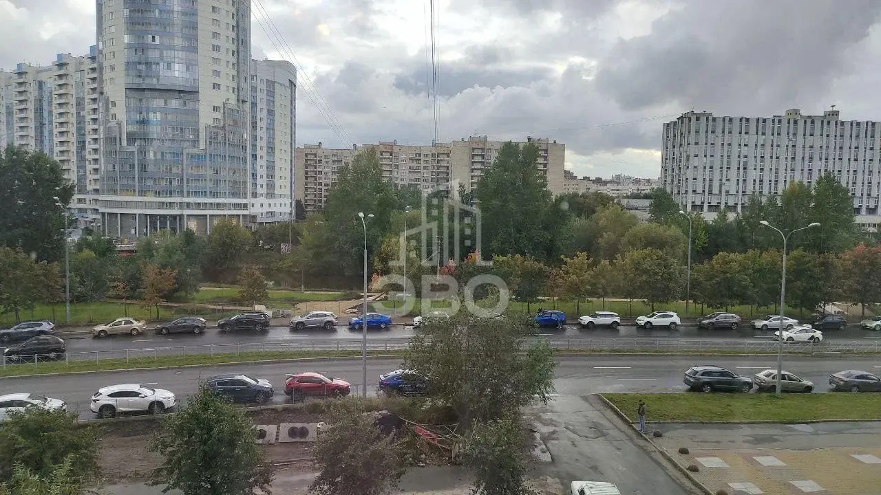 двухкомнатная квартира в Санкт-Петербурге по адресу: КИМа проспект, 4