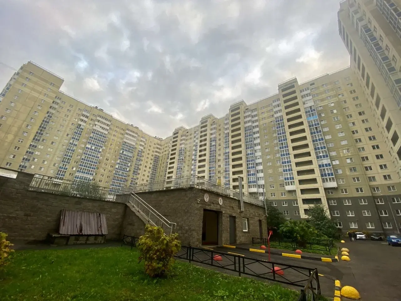 двухкомнатная квартира в Санкт-Петербурге по адресу: Героев проспект, 26, к 2