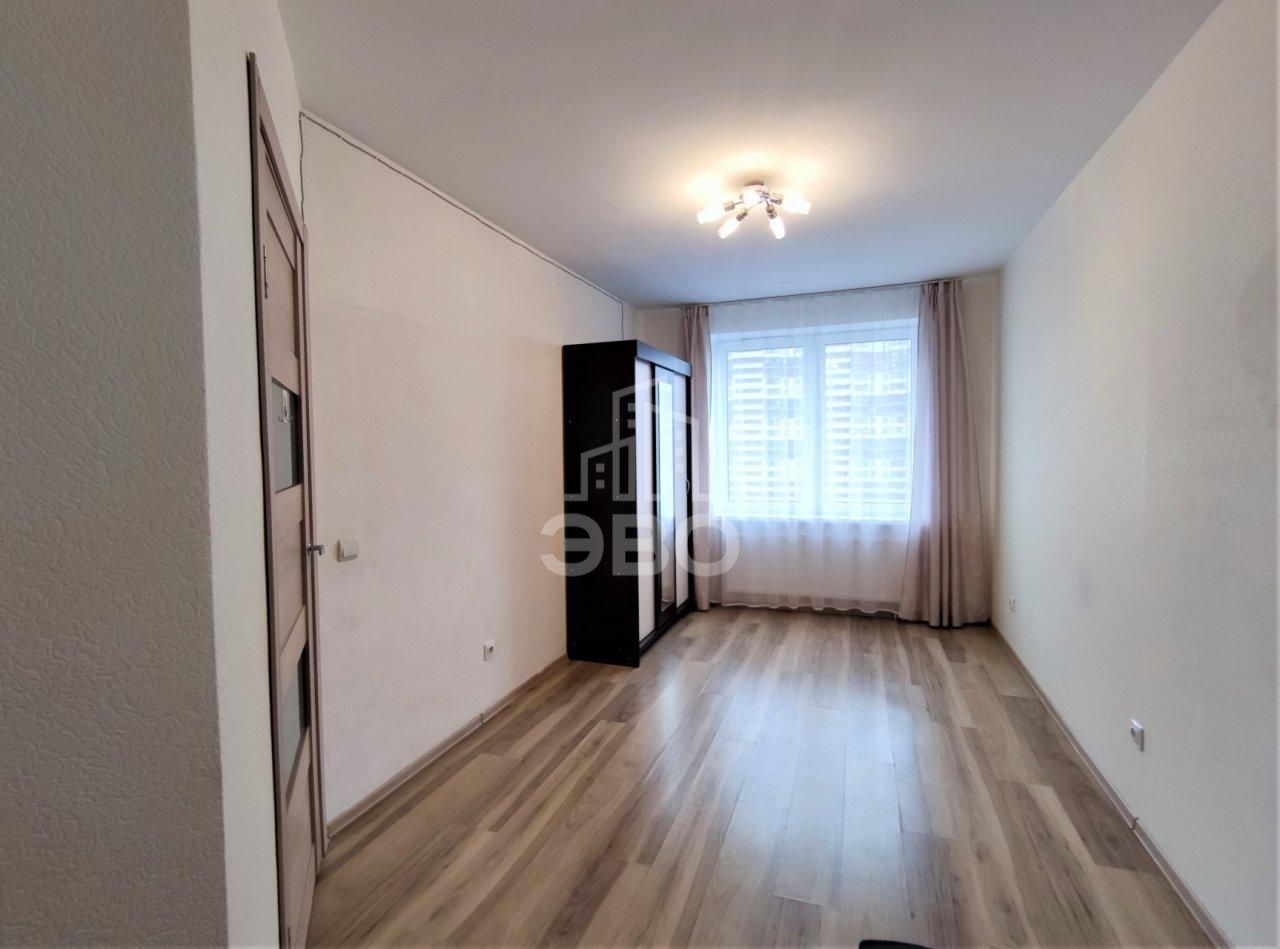 однокомнатная квартира в Санкт-Петербурге по адресу: Русановская ул., 16, к 3