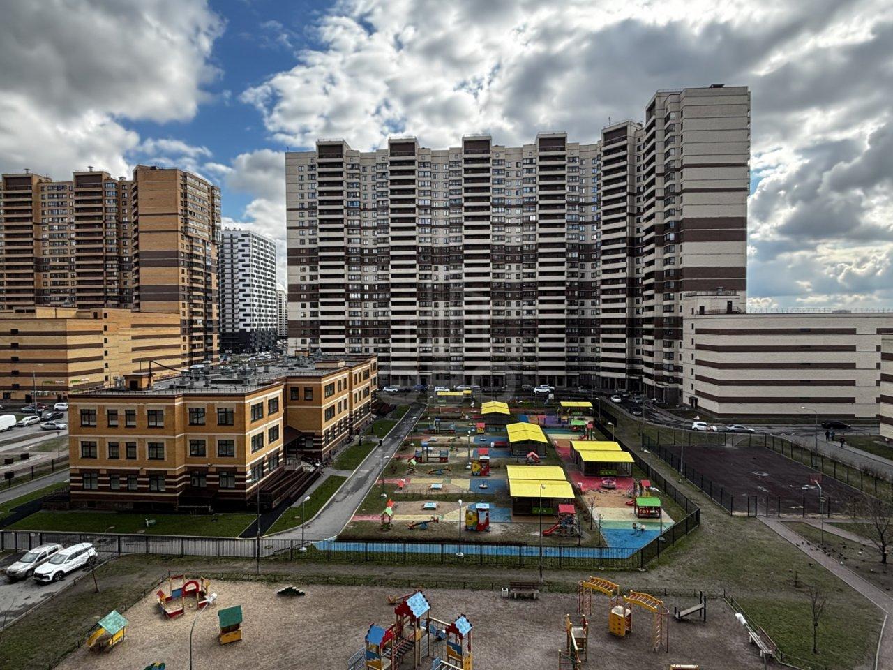 однокомнатная квартира в Санкт-Петербурге по адресу: Русановская ул., 16, к 3