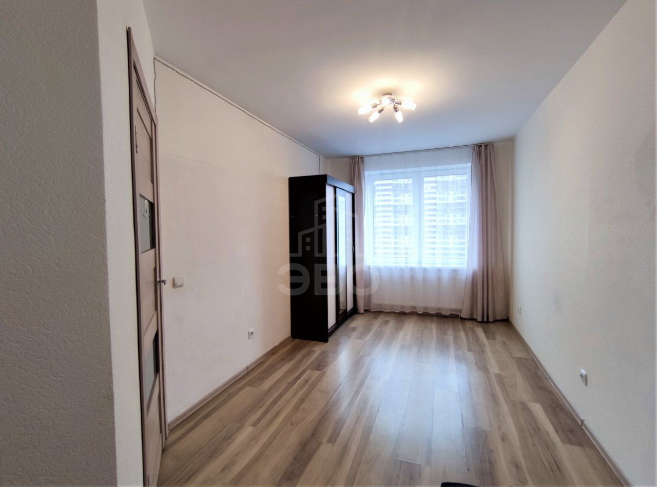 однокомнатная квартира в Санкт-Петербурге по адресу: Русановская ул., 16, к 3