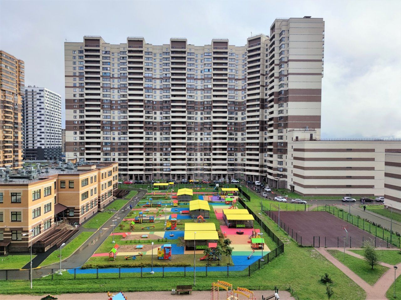 однокомнатная квартира в Санкт-Петербурге по адресу: Русановская ул., 16, к 3