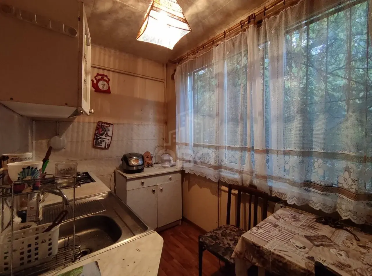трехкомнатная квартира в Санкт-Петербурге по адресу: Шотмана ул., 4, литера И