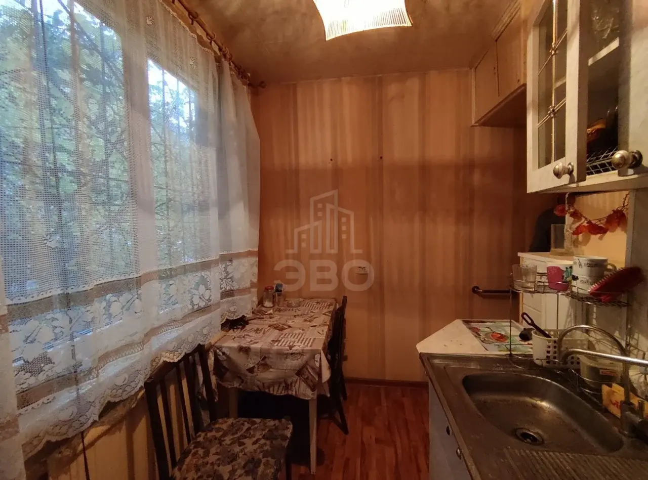 трехкомнатная квартира в Санкт-Петербурге по адресу: Шотмана ул., 4, литера И