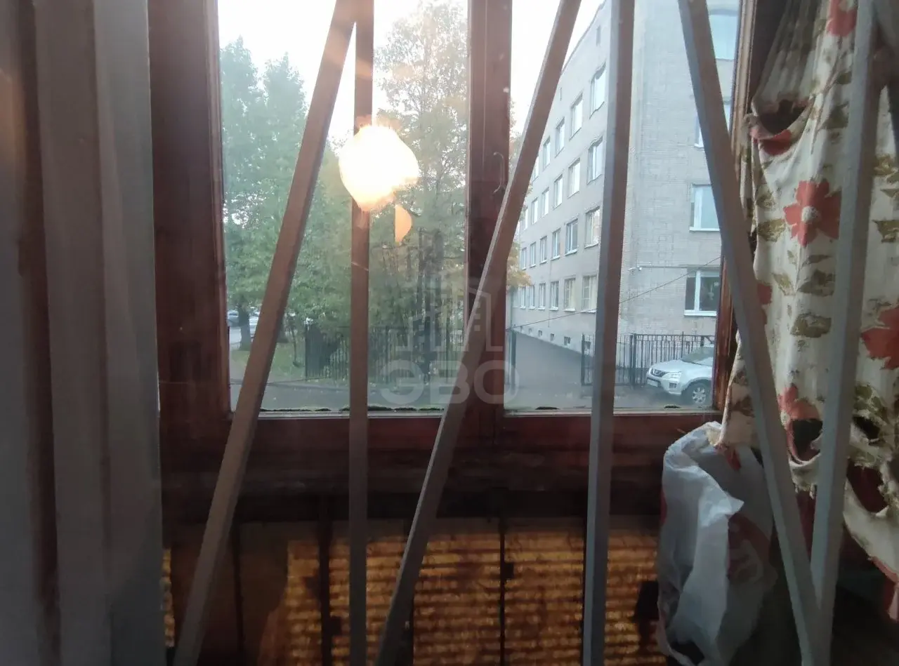 трехкомнатная квартира в Санкт-Петербурге по адресу: Шотмана ул., 4, литера И