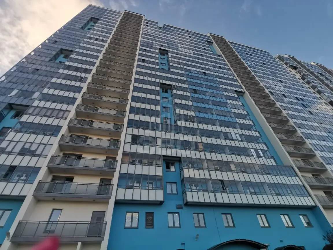 однокомнатная квартира в Санкт-Петербурге по адресу: Парашютная ул., 42, к 1