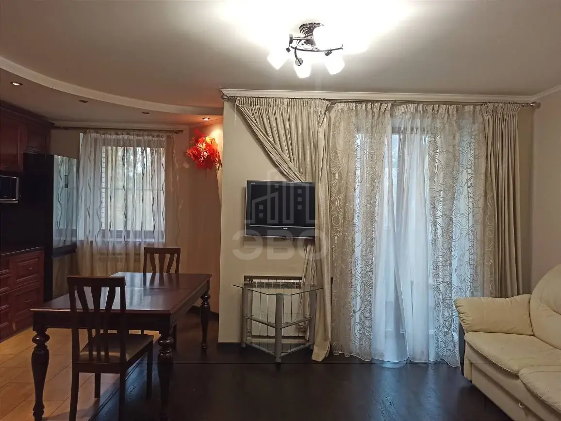 двухкомнатная квартира в Санкт-Петербурге по адресу: Бадаева ул., 7, к 2