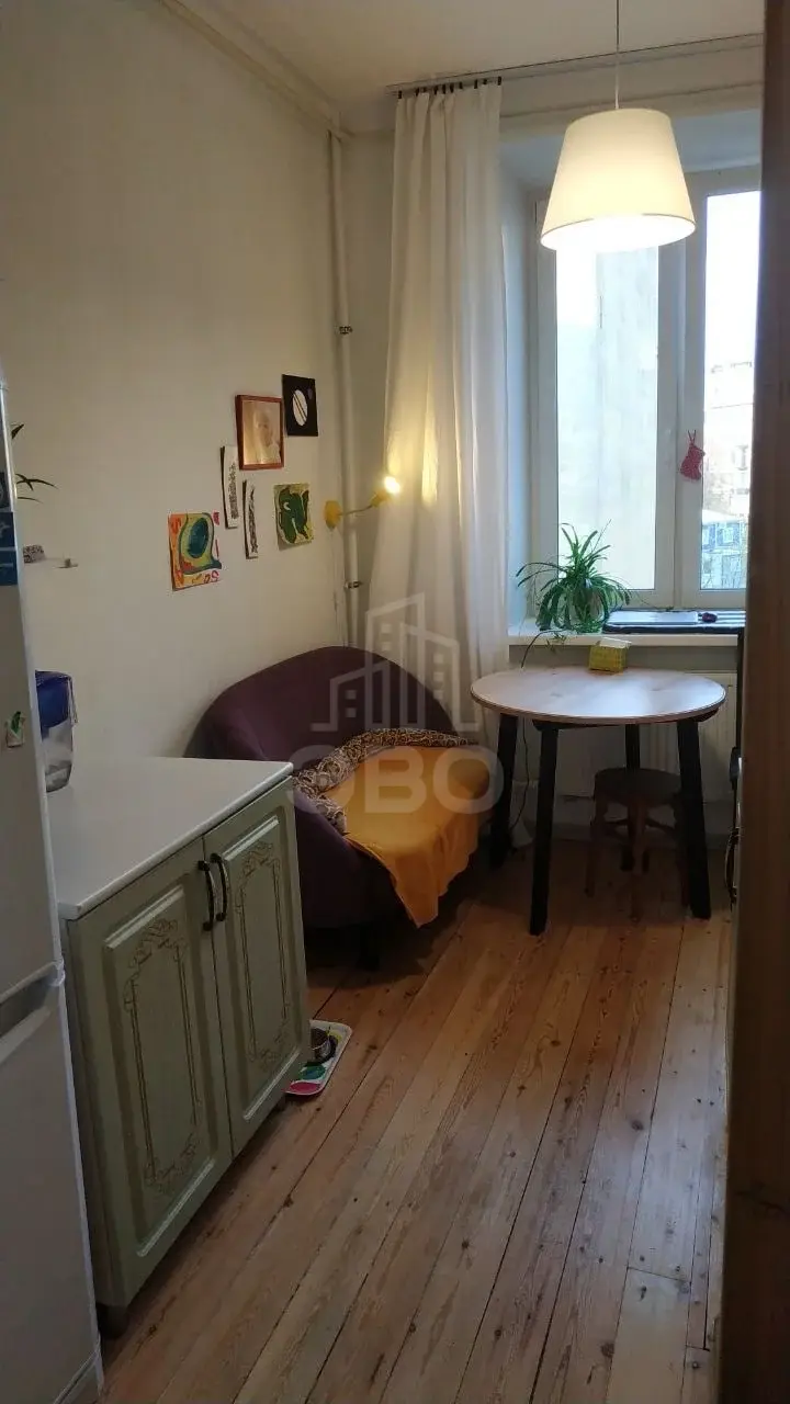 трехкомнатная квартира в Санкт-Петербурге по адресу: Моисеенко ул., 8-10
