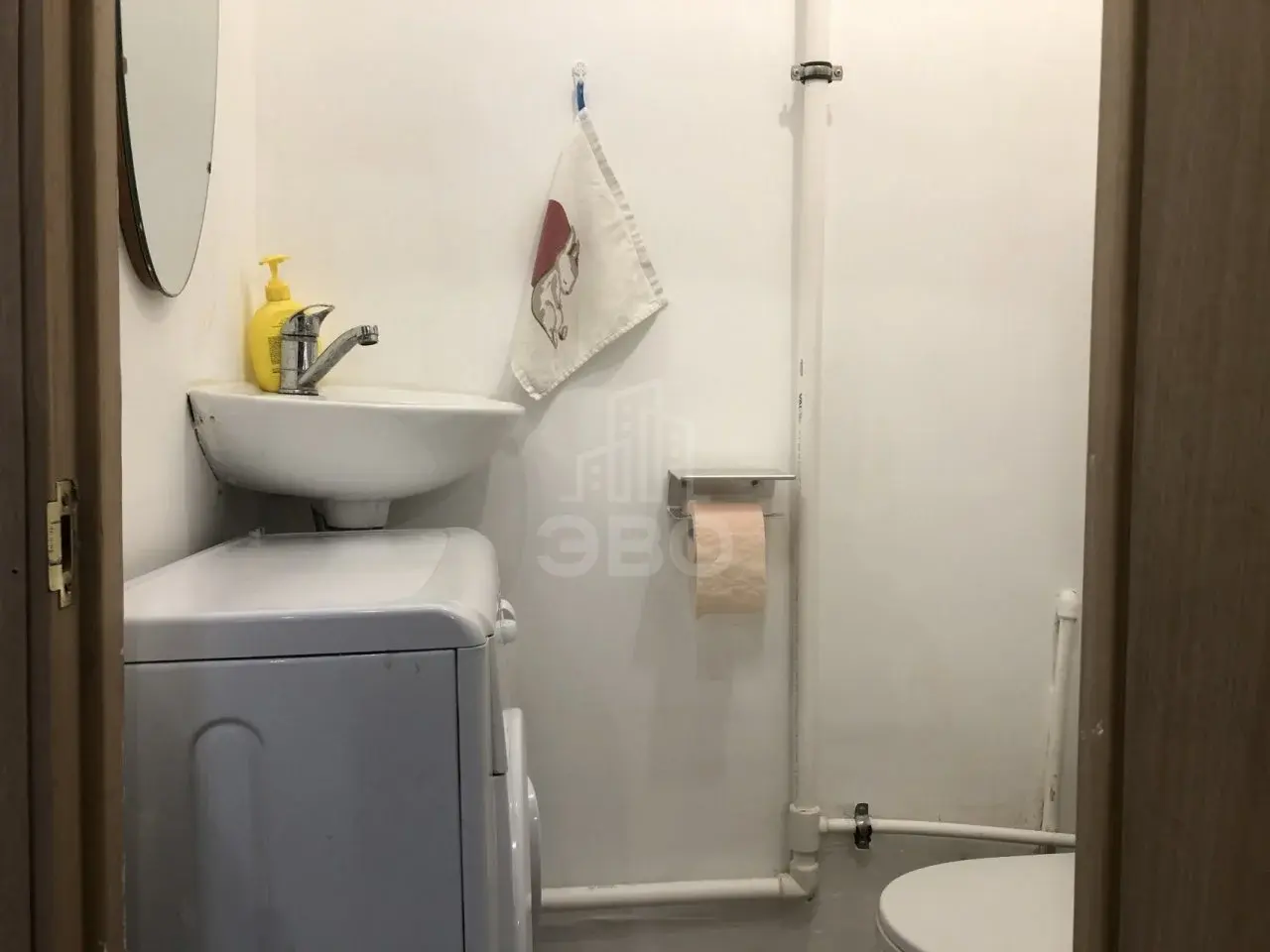 трехкомнатная квартира в Санкт-Петербурге по адресу: Моисеенко ул., 8-10