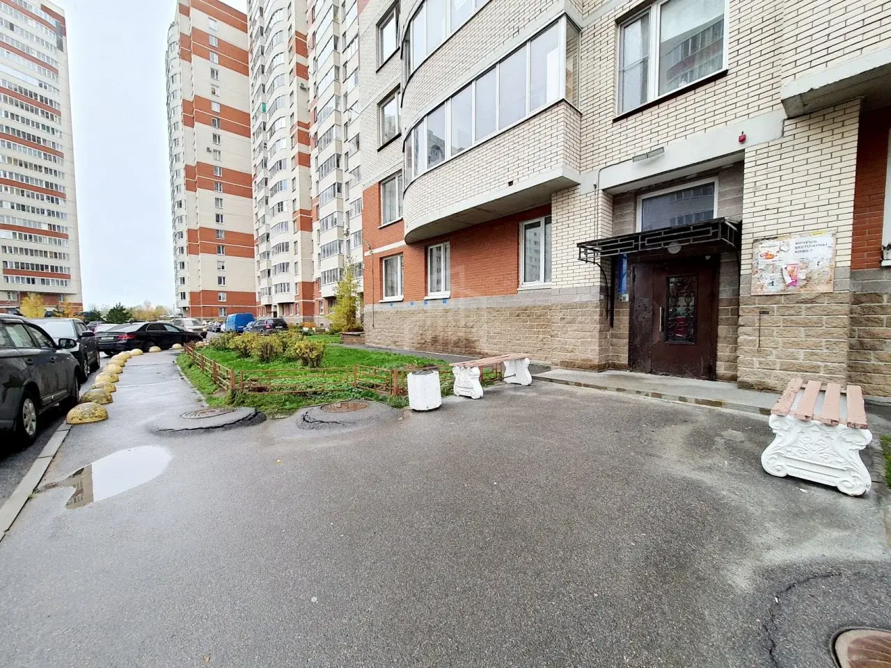 однокомнатная квартира в Санкт-Петербурге по адресу: Ворошилова ул., 29, к 1