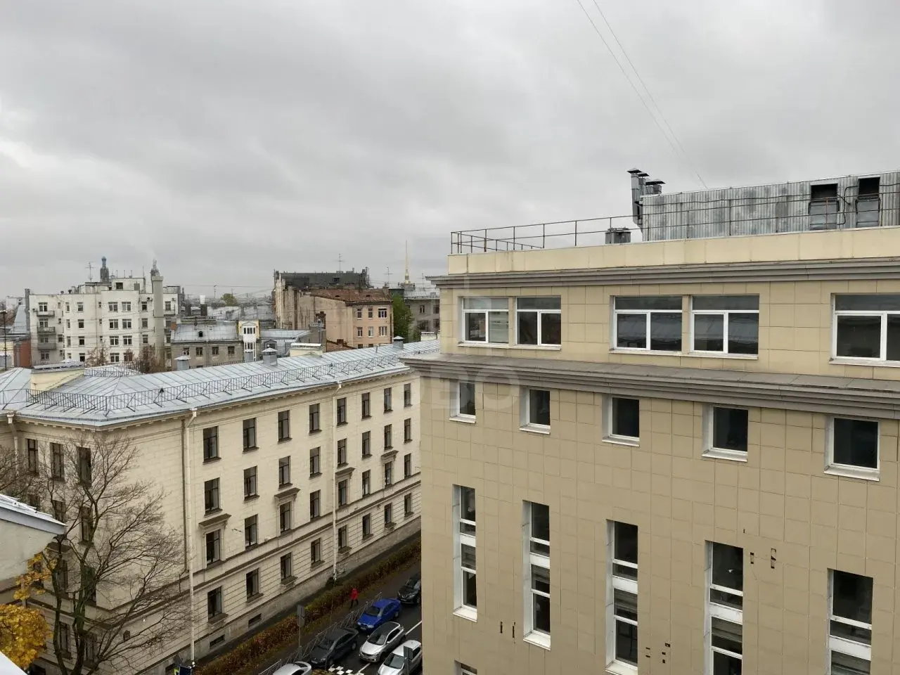 трехкомнатная квартира в Санкт-Петербурге по адресу: Большая Посадская ул., 12