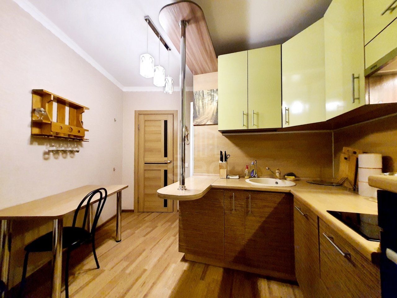 однокомнатная квартира в Санкт-Петербурге по адресу: Кузнецова проспект, 14, к 1