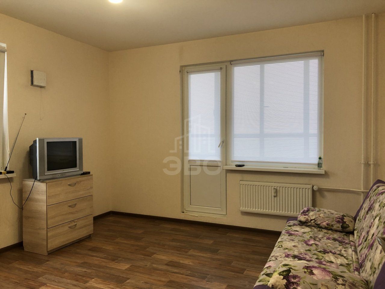 однокомнатная квартира в Санкт-Петербурге по адресу: Корнея Чуковского ул., 7, к 1