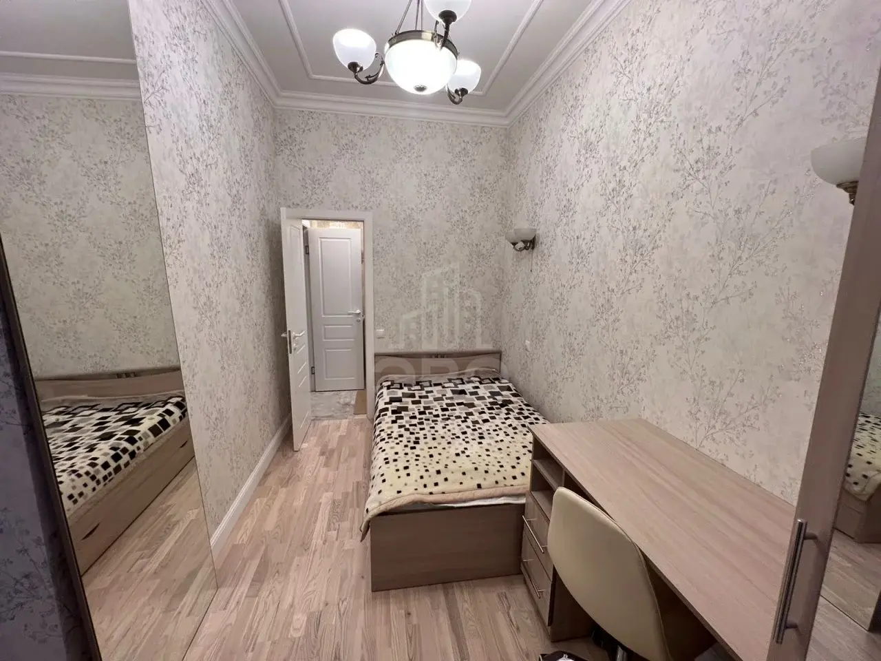 двухкомнатная квартира в Санкт-Петербурге по адресу: Тюшина ул., 10