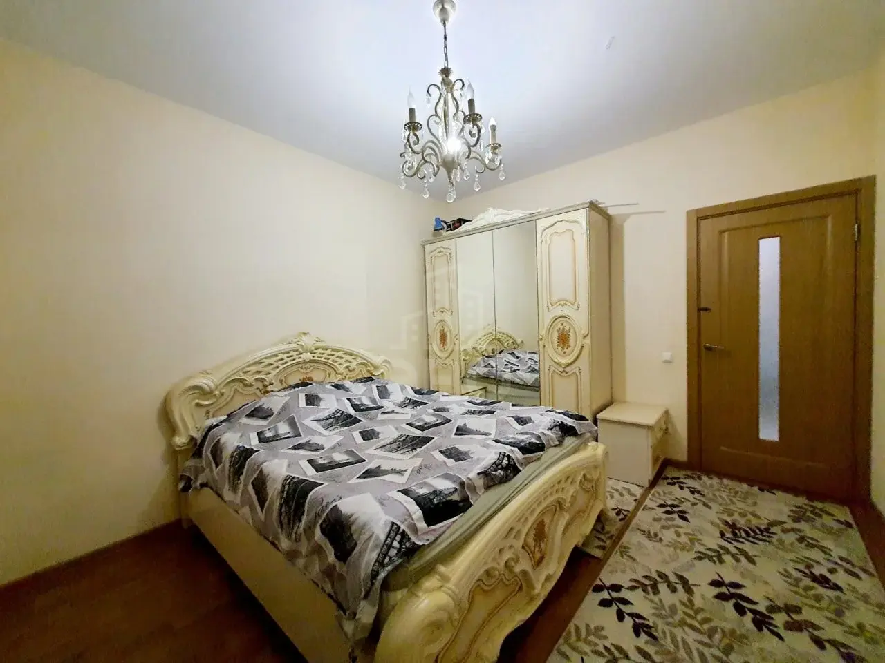 трехкомнатная квартира в Санкт-Петербурге по адресу: Южное ш., 51, к 1
