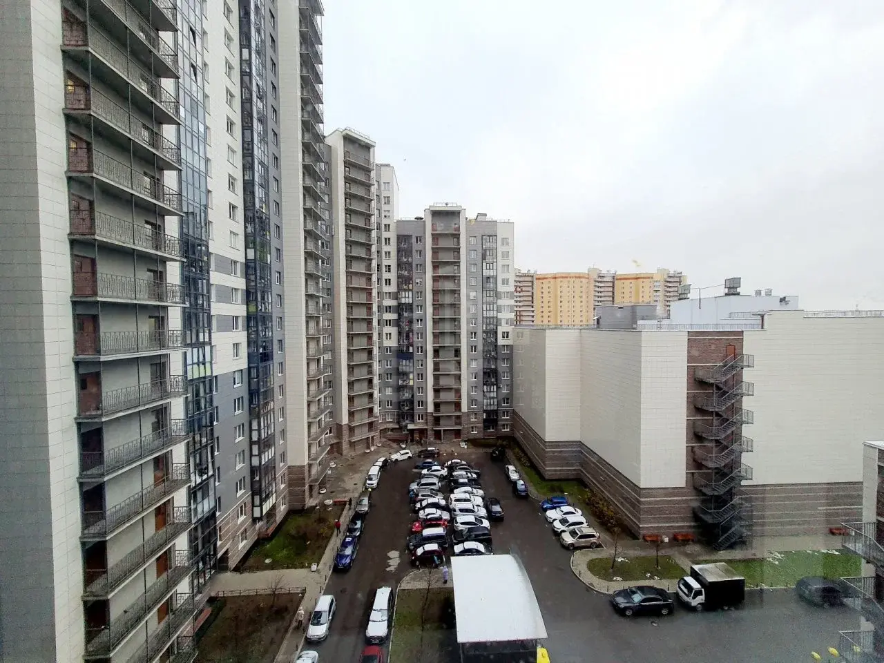 однокомнатная квартира в Санкт-Петербурге по адресу: Русановская ул., 11
