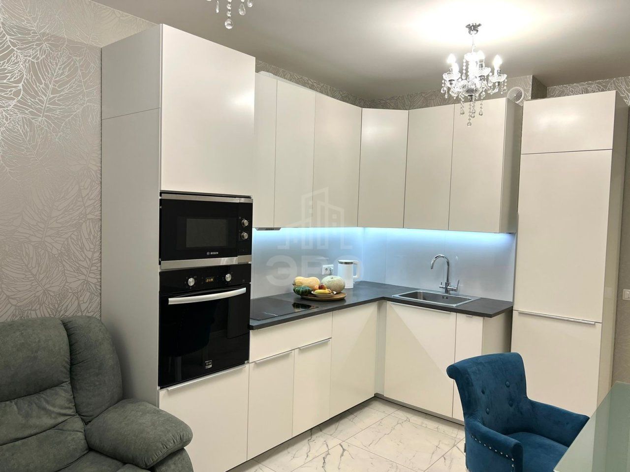 двухкомнатная квартира в Санкт-Петербурге по адресу: Маршала Блюхера проспект, 9, к 1