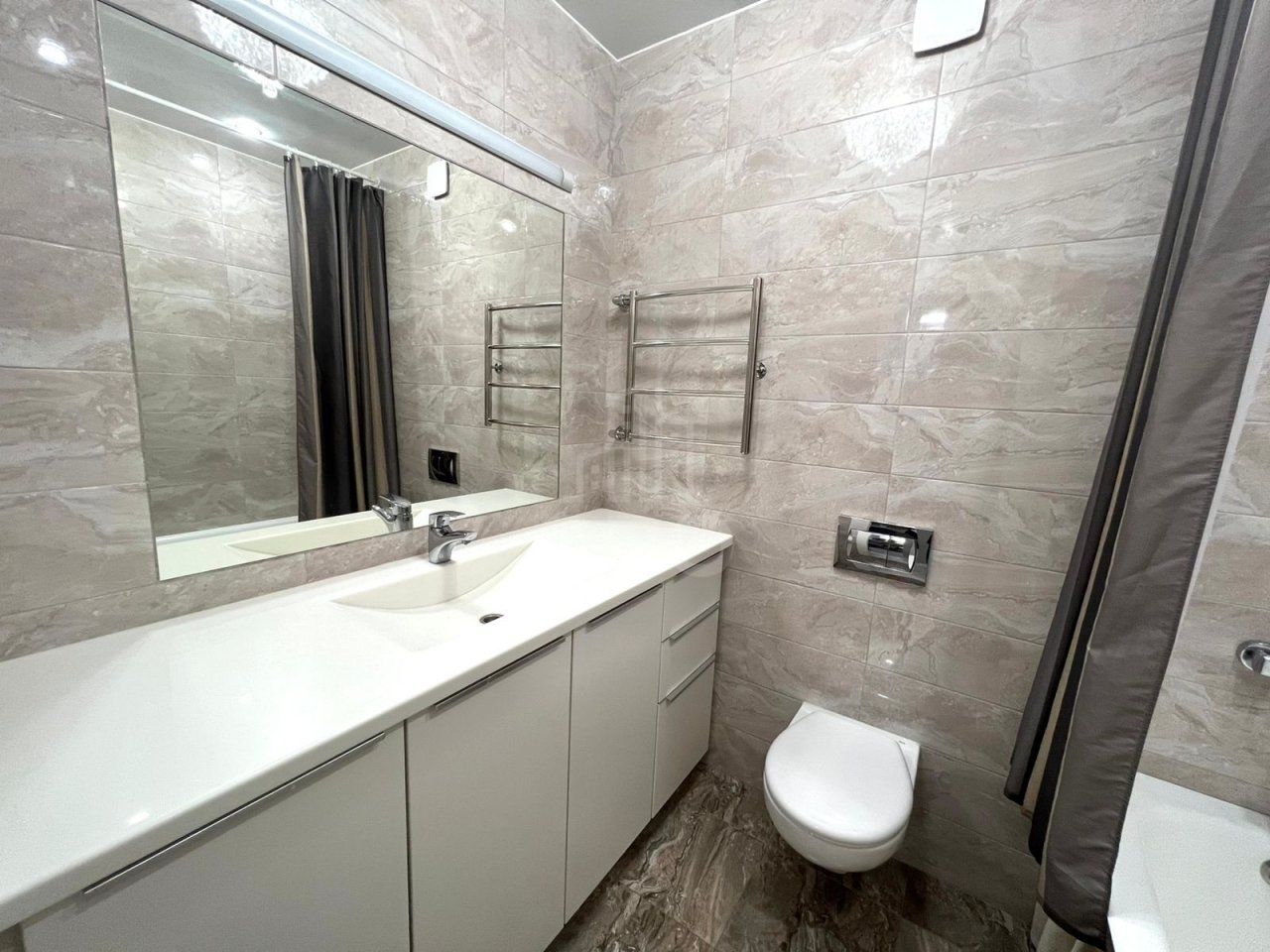 двухкомнатная квартира в Санкт-Петербурге по адресу: Маршала Блюхера проспект, 9, к 1