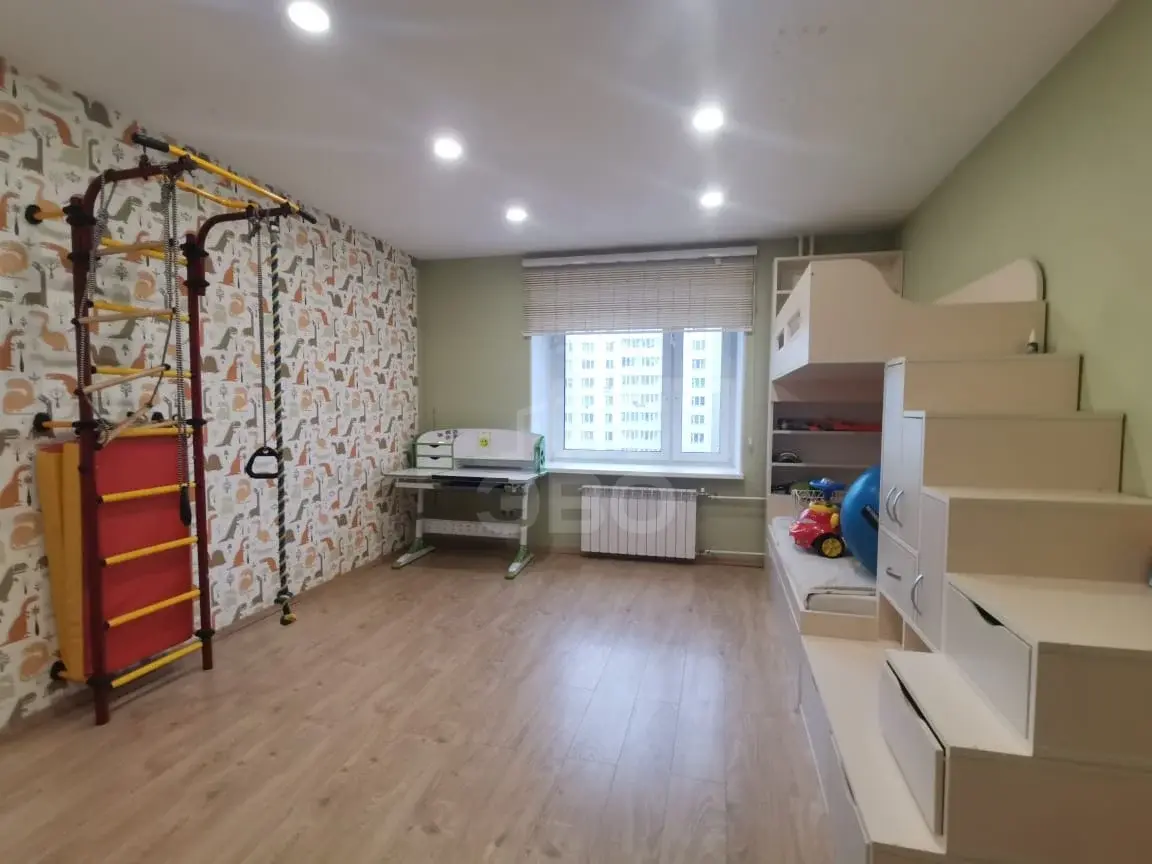 двухкомнатная квартира в Санкт-Петербурге по адресу: Бадаева ул., 6, к 1