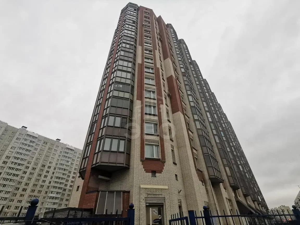 двухкомнатная квартира в Санкт-Петербурге по адресу: Бадаева ул., 6, к 1