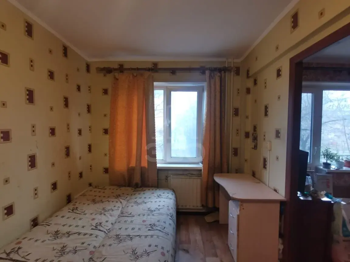 двухкомнатная квартира в Санкт-Петербурге по адресу: Революции ш., 33, к 6