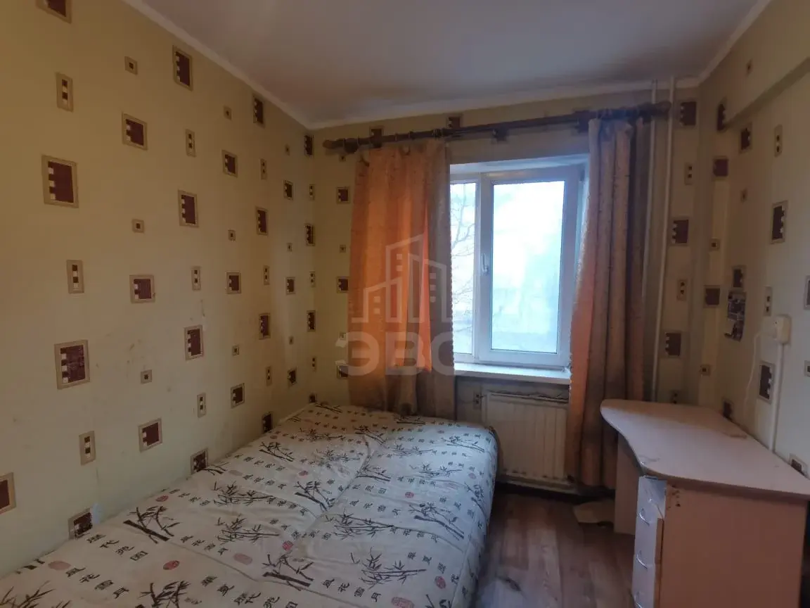 двухкомнатная квартира в Санкт-Петербурге по адресу: Революции ш., 33, к 6