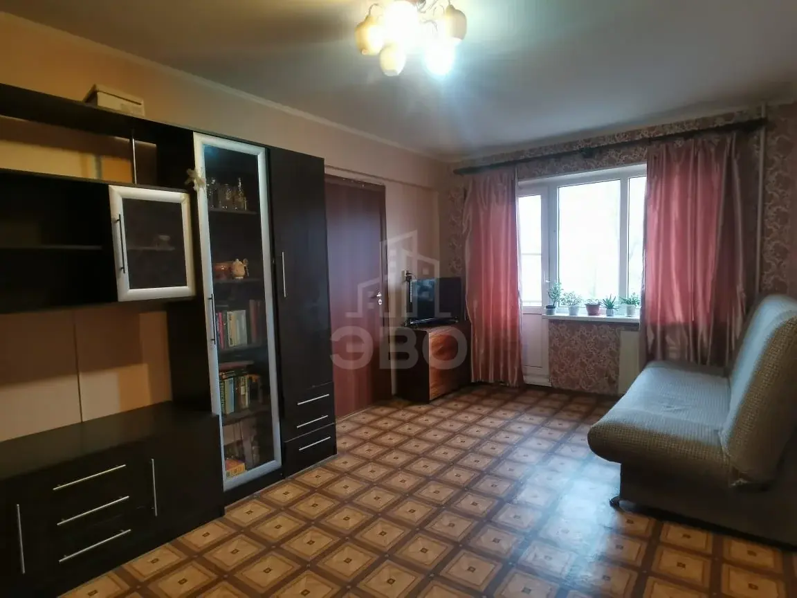двухкомнатная квартира в Санкт-Петербурге по адресу: Революции ш., 33, к 6