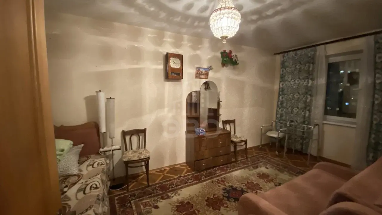 трехкомнатная квартира в Санкт-Петербурге по адресу: Ириновский проспект, 31/48, литера А