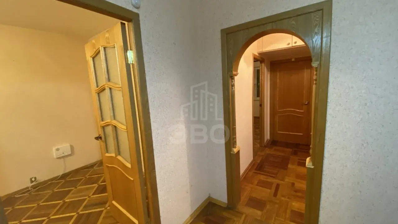 трехкомнатная квартира в Санкт-Петербурге по адресу: Ириновский проспект, 31/48, литера А