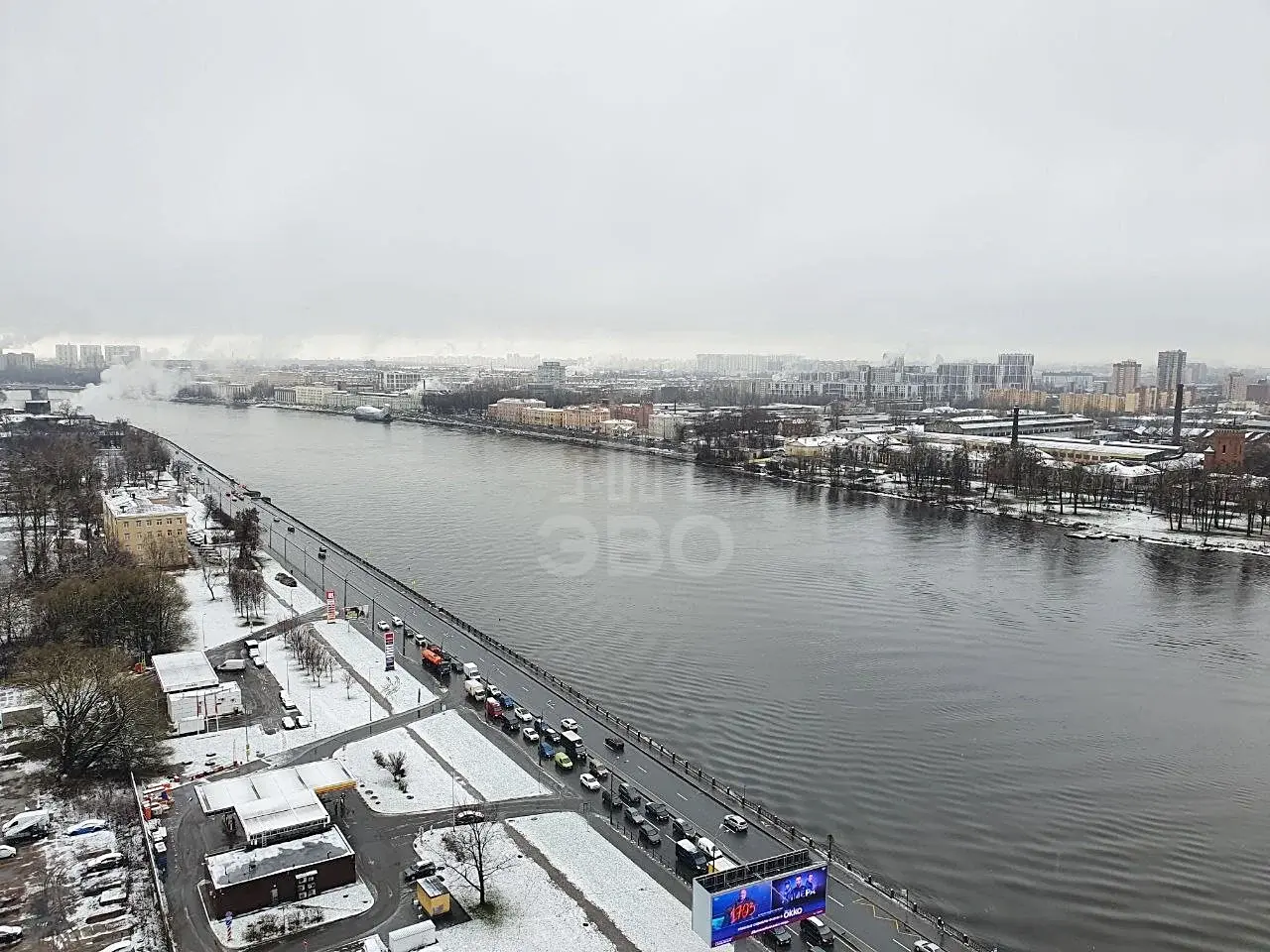 однокомнатная квартира в Санкт-Петербурге по адресу: Октябрьская наб., 44