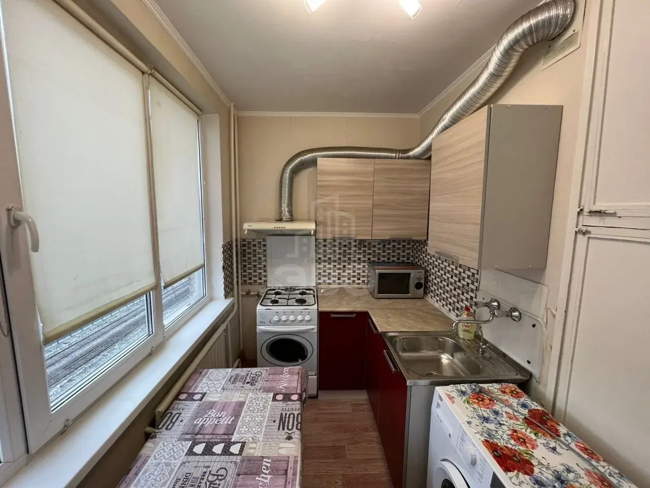 двухкомнатная квартира в Санкт-Петербурге по адресу: Ярослава Гашека ул., 4, к 1