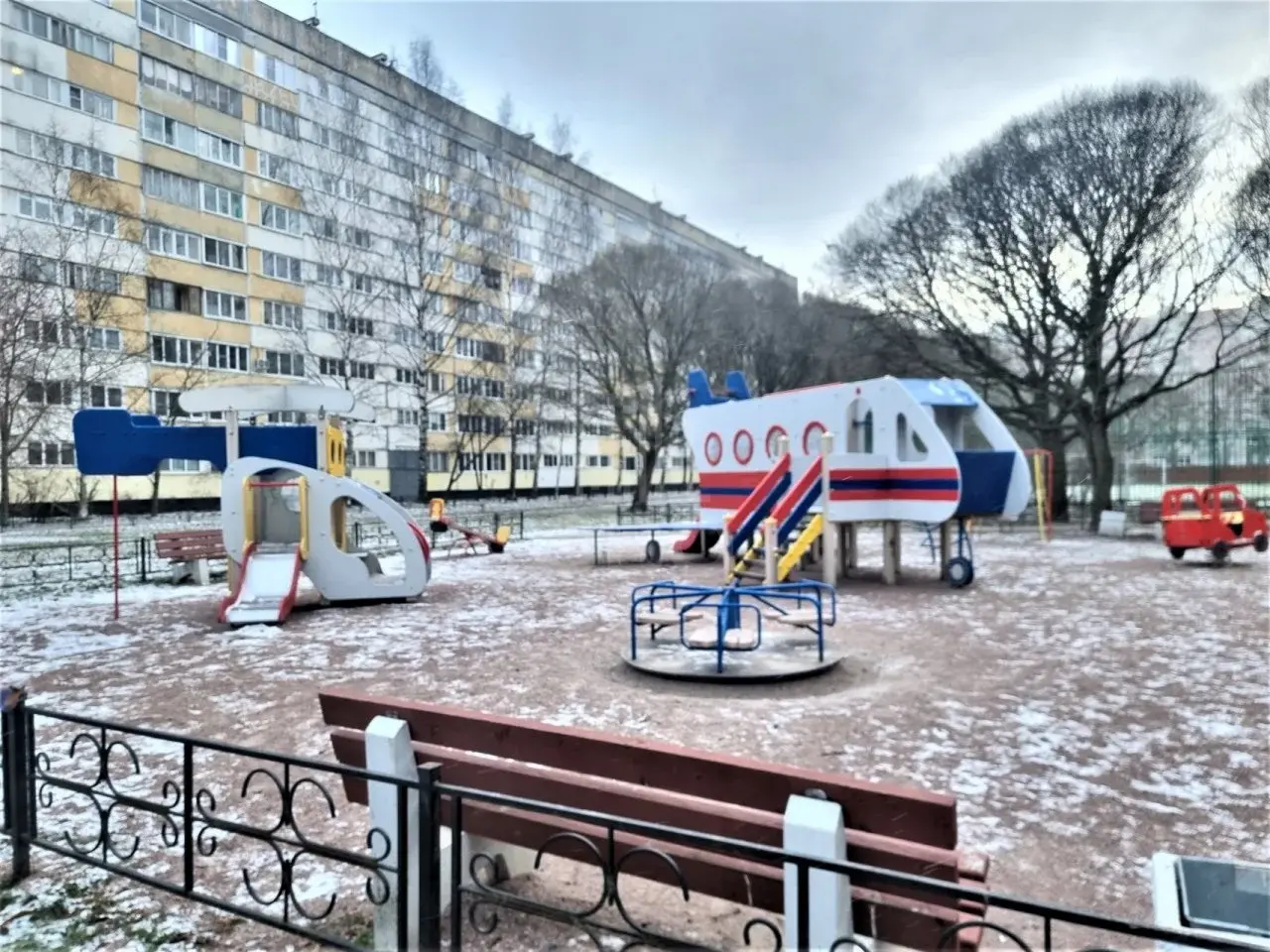 двухкомнатная квартира в Санкт-Петербурге по адресу: Маршала Захарова ул., 15