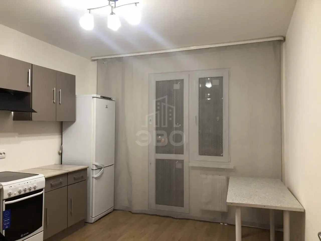 трехкомнатная квартира в Санкт-Петербурге по адресу: Дыбенко ул., 7, к 1