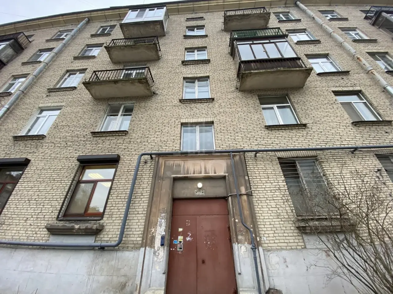 двухкомнатная квартира в Санкт-Петербурге по адресу: Ткачей ул., 15