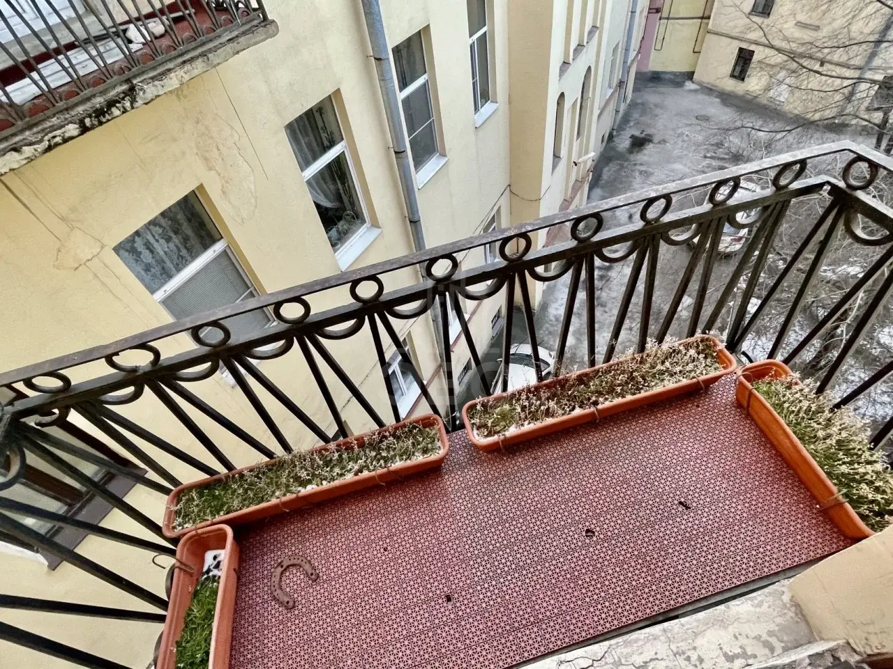 трехкомнатная квартира в Санкт-Петербурге по адресу: Реки Фонтанки наб., 119