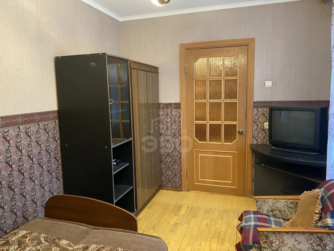 трехкомнатная квартира в Санкт-Петербурге по адресу: Космонавтов проспект, 44