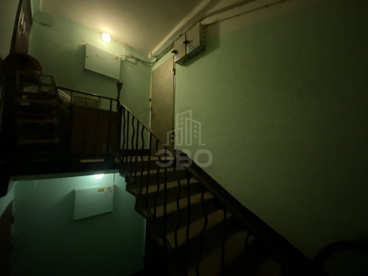 трехкомнатная квартира в Санкт-Петербурге по адресу: 2-я Комсомольская ул., 57, к 2