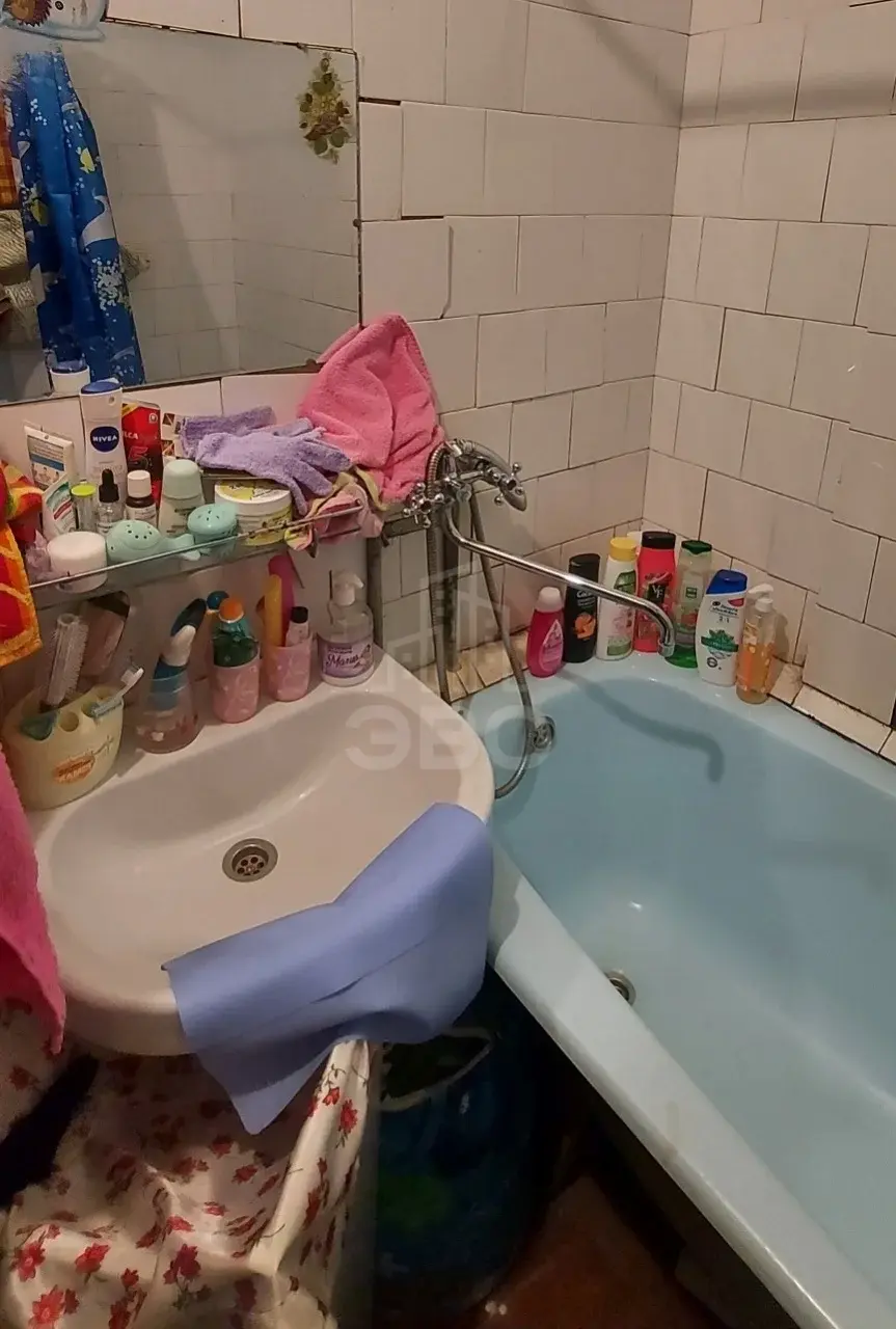 комната в Санкт-Петербурге по адресу: Шотмана ул., 7, к 1