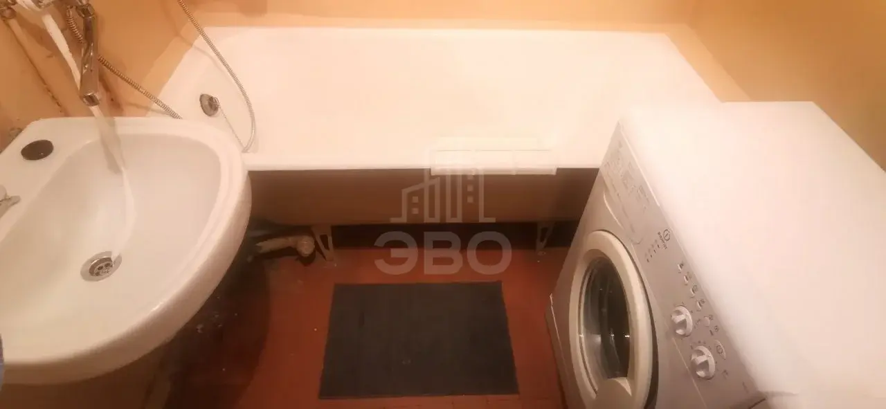 двухкомнатная квартира в Санкт-Петербурге по адресу: Бухарестская ул., 23, к 1