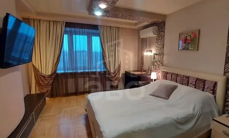 трехкомнатная квартира в Санкт-Петербурге по адресу: Тихорецкий проспект, 11, к 4