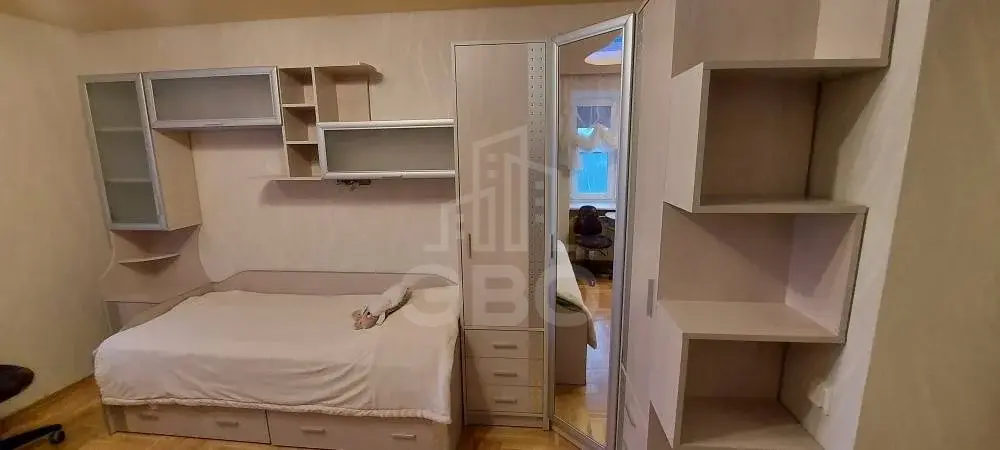 трехкомнатная квартира в Санкт-Петербурге по адресу: Тихорецкий проспект, 11, к 4