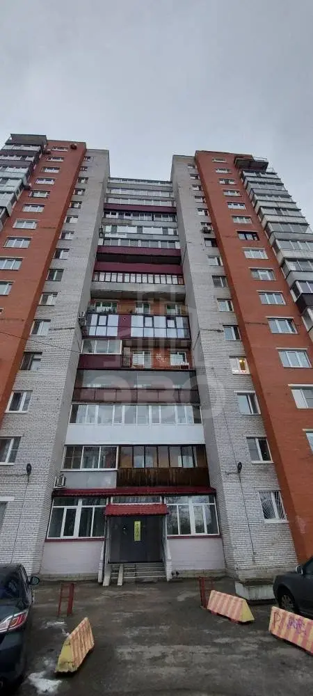 трехкомнатная квартира в Санкт-Петербурге по адресу: Тихорецкий проспект, 11, к 4