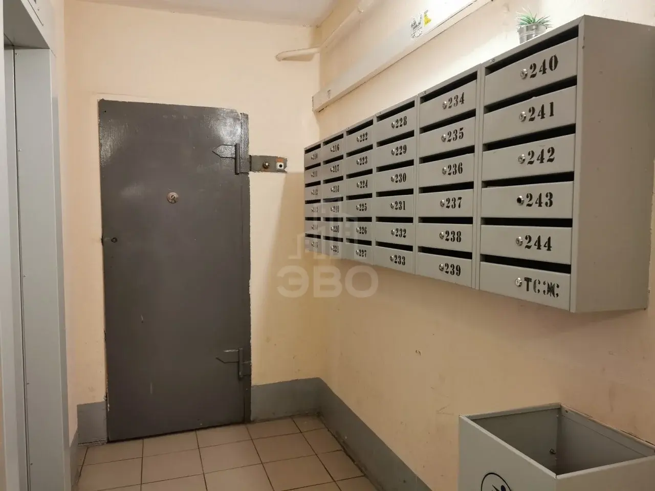 трехкомнатная квартира в Санкт-Петербурге по адресу: Буренина ул., 1, к 2