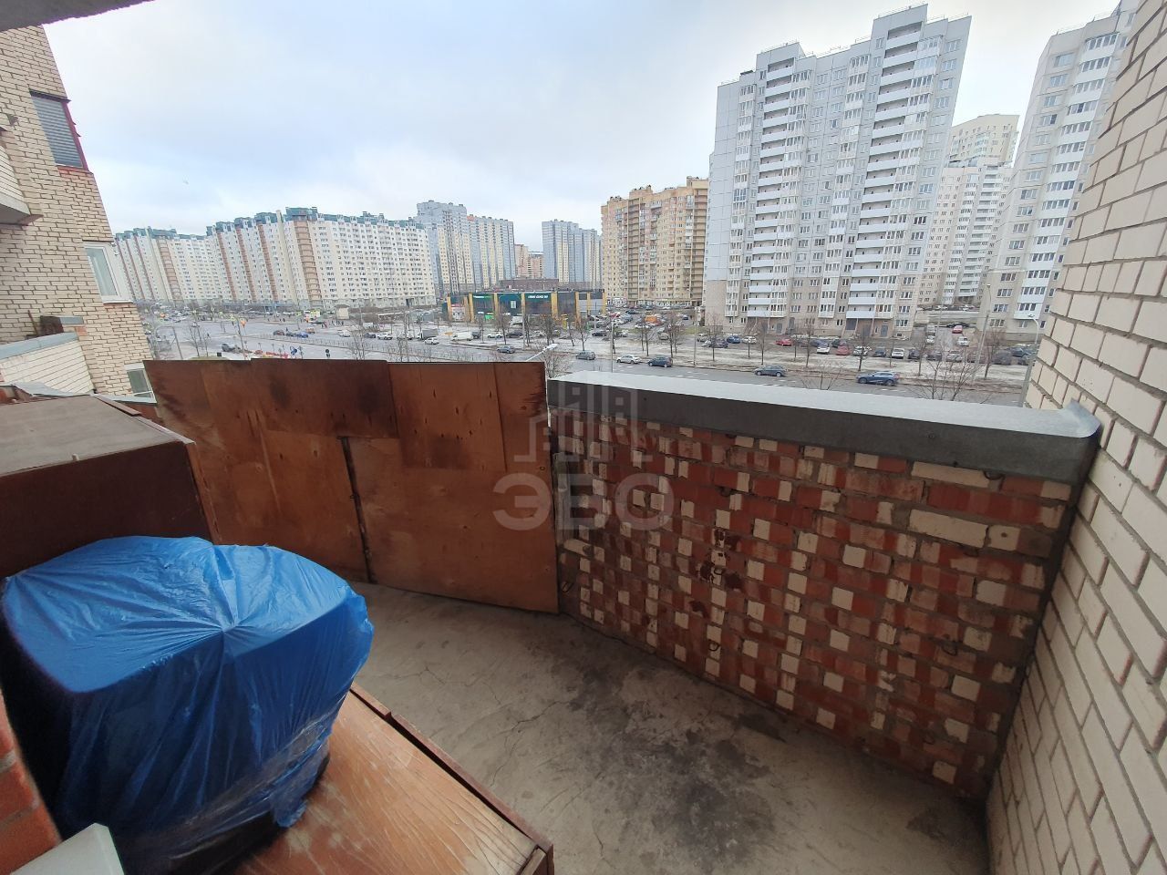 однокомнатная квартира в Санкт-Петербурге по адресу: Богатырский проспект, 57, к 1