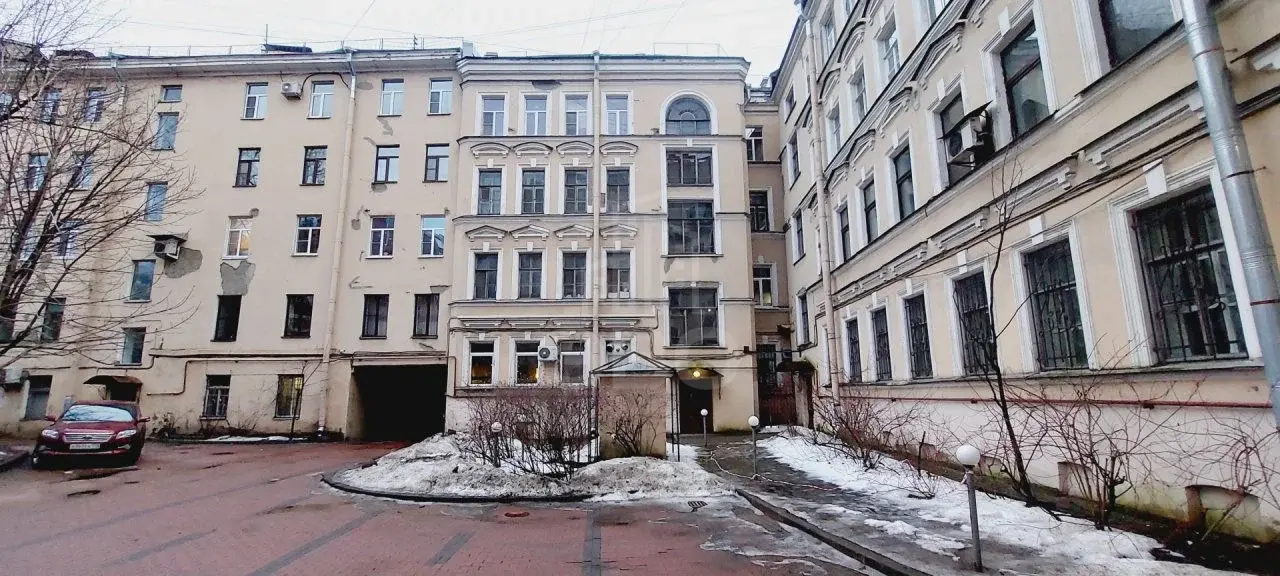 однокомнатная квартира в Санкт-Петербурге по адресу: Большой П.С. проспект, 6-8