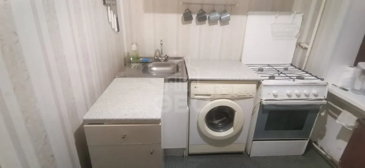 однокомнатная квартира в Санкт-Петербурге по адресу: Здоровцева ул., 35, к 1