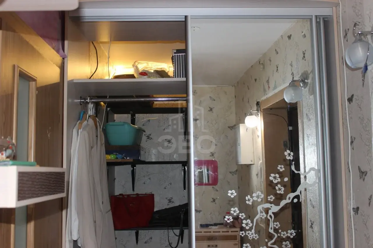 однокомнатная квартира в Санкт-Петербурге по адресу: Ростовская  ул., 5, к 2